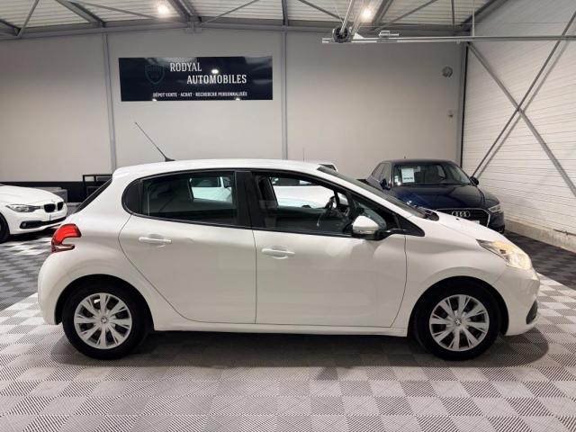 Peugeot 208 image 6