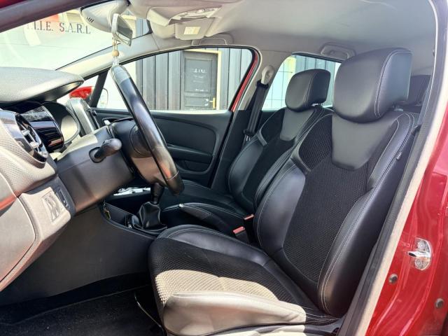 Renault Clio image 2
