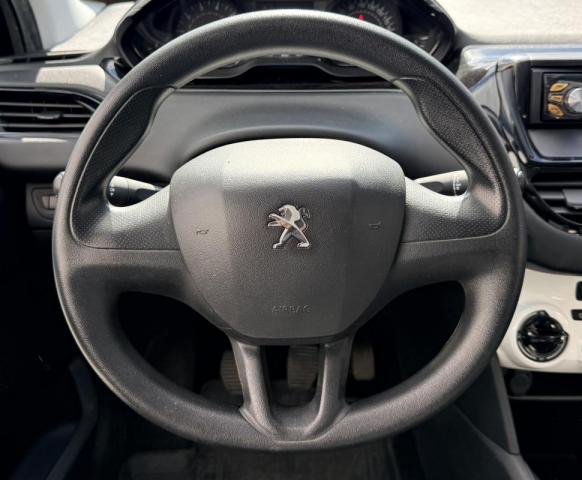 Peugeot 208 image 4