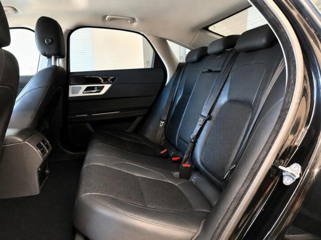 Jaguar Xf image 5