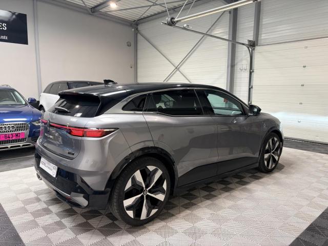Renault Mégane E-Tech image 1
