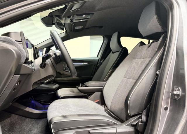 Renault Mégane E-Tech image 6