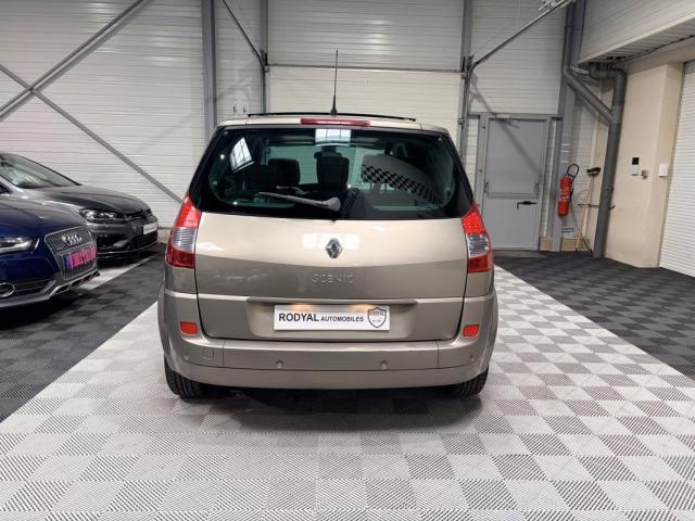 Renault Scénic image 1