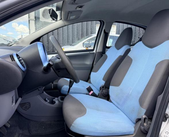 Peugeot 107 image 8