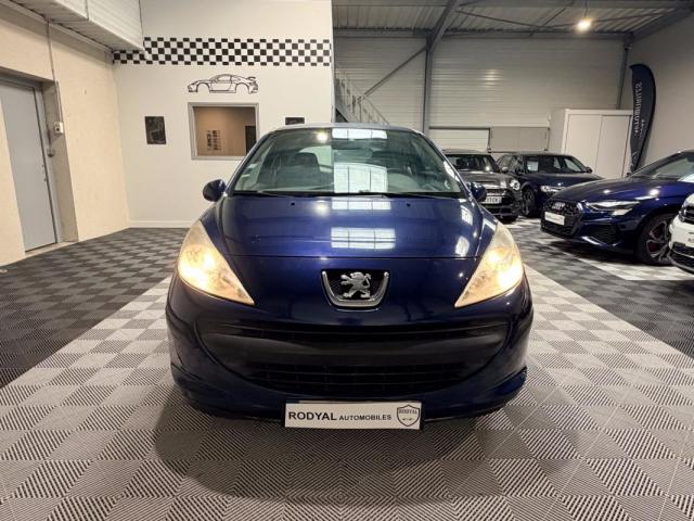 Peugeot 207 image 2
