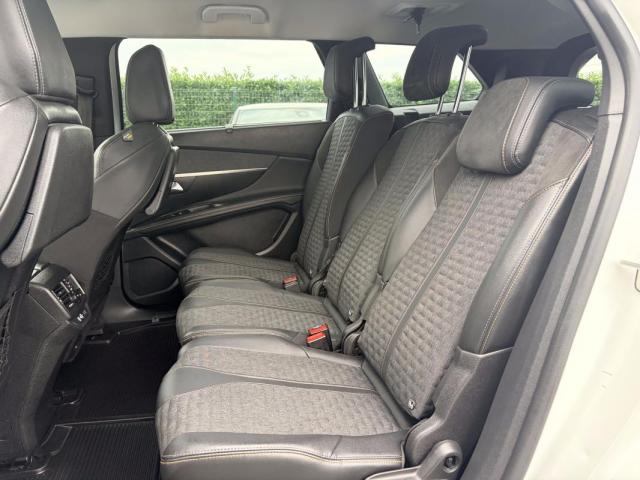Peugeot 5008 image 4