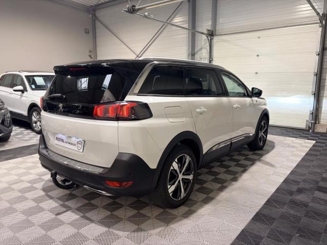Peugeot 5008 image 9