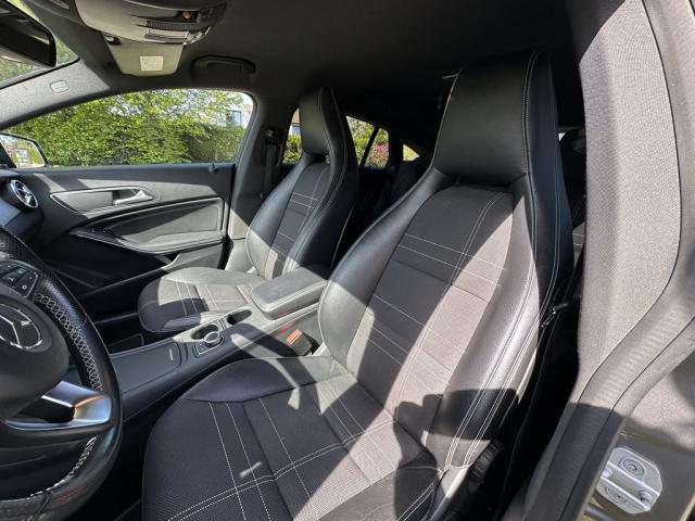 Mercedes Benz Cla image 4