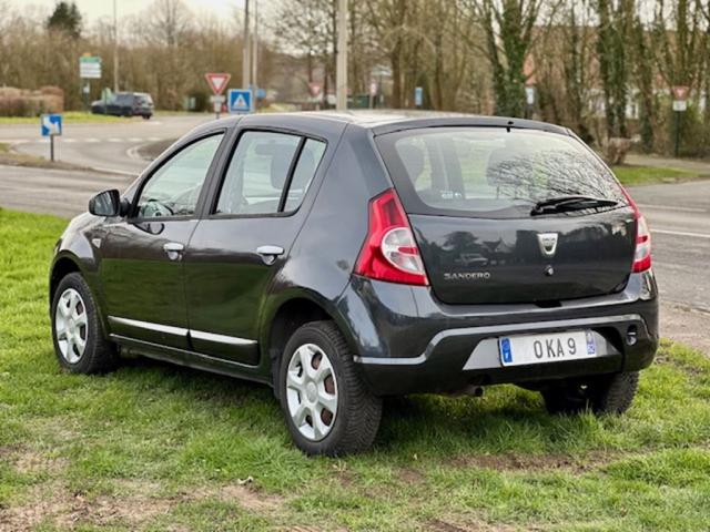 Dacia Sandero image 2