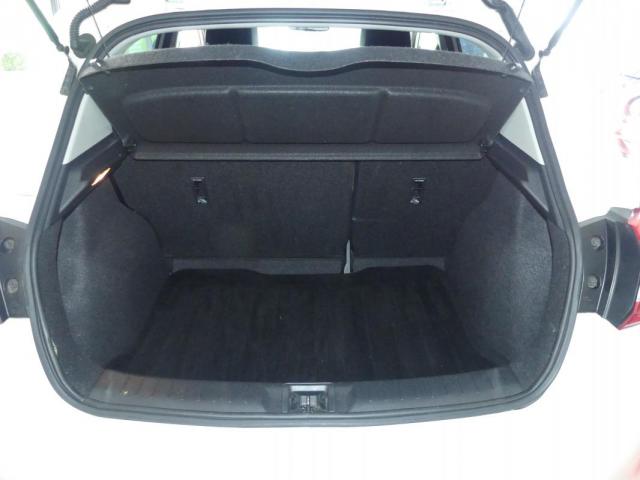 Nissan Pulsar image 8