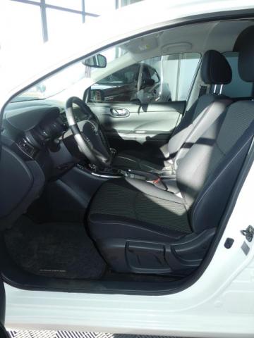 Nissan Pulsar image 4