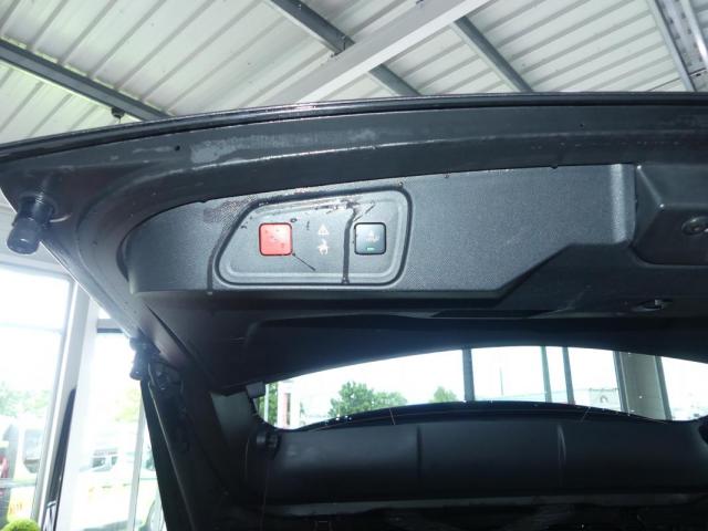 Peugeot 3008 image 1