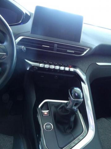 Peugeot 3008 image 6