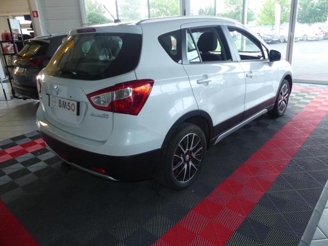 Suzuki Sx4 image 5