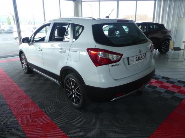 Suzuki Sx4 image 9