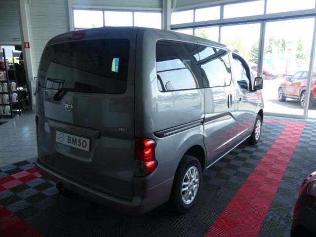 Nissan Evalia image 3