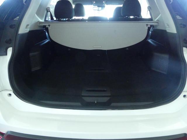 Nissan X-Trail image 8