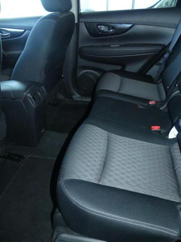 Nissan X-Trail image 4