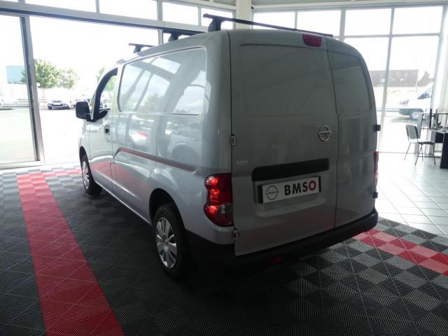 Nissan Nv200 image 2
