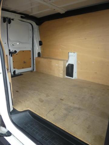 Citroen Jumpy image 2