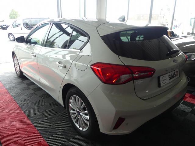 Ford Focus image 8