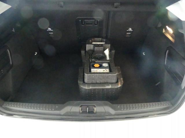 Ford Focus image 9