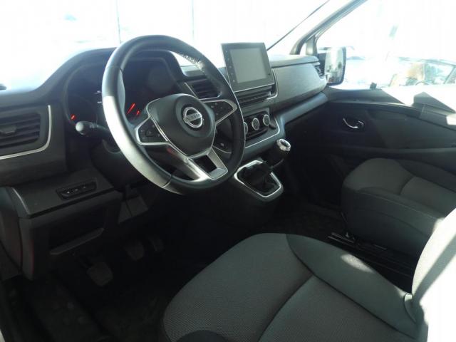 Nissan Primastar image 9