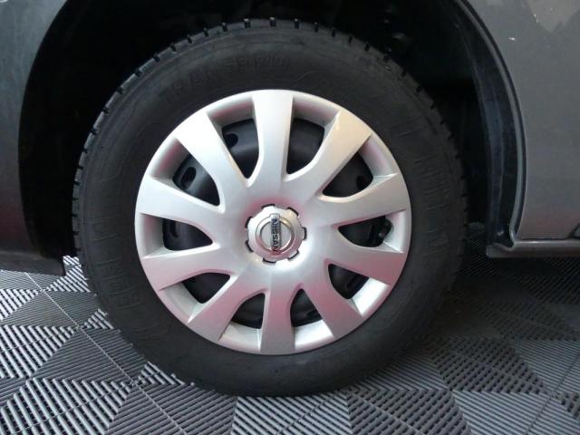 Nissan Nv300 image 3