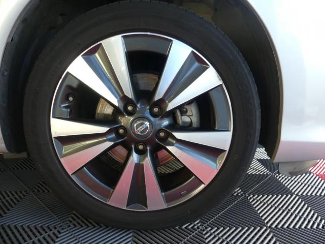 Nissan Pulsar image 6