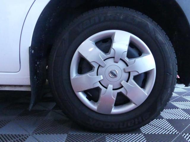 Nissan Nv400 image 5