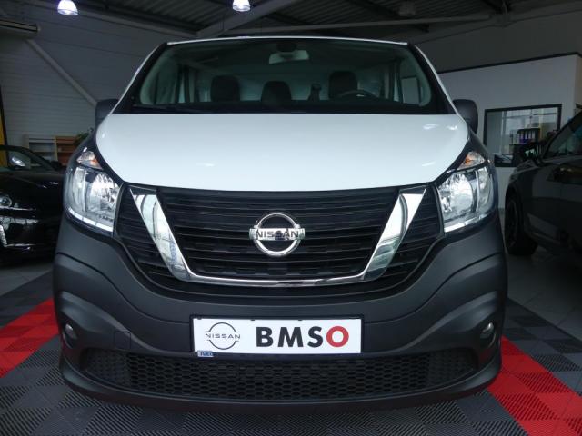 Nissan Nv300 image 1