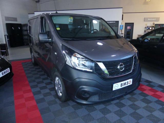 Nissan Nv300 image 1