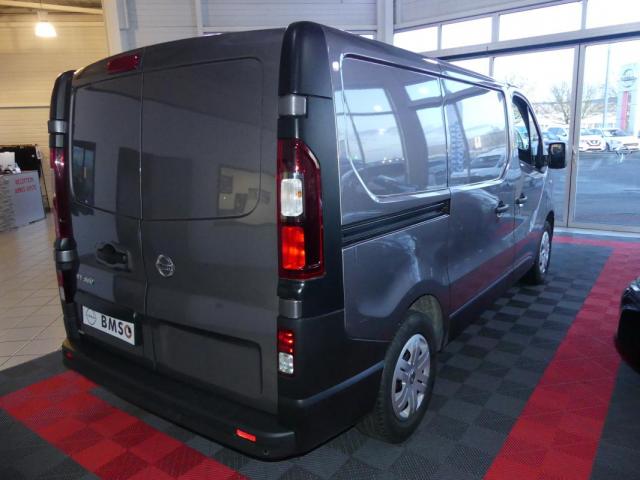 Nissan Nv300 image 4