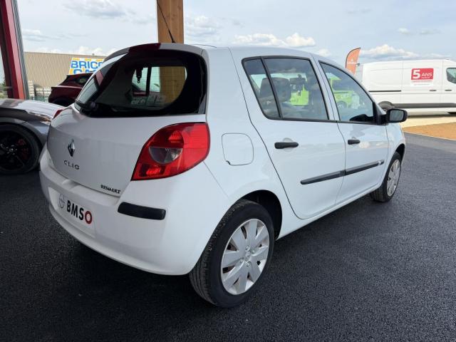 Renault Clio image 3