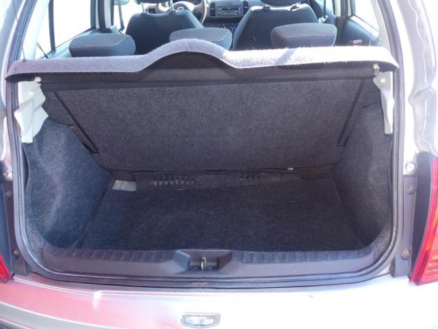 Nissan Micra image 4