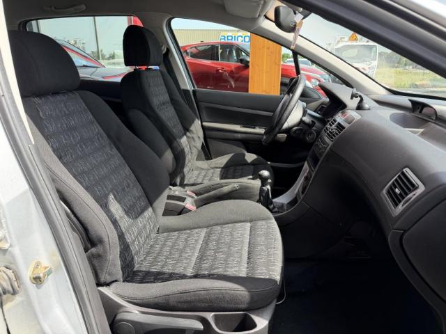 Peugeot 307 image 7