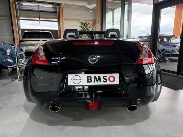 Nissan 370z image 4