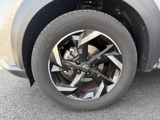 Nissan Juke image 8