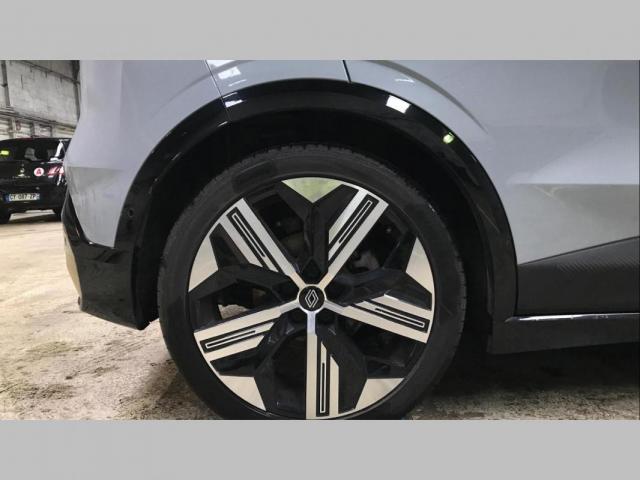Renault Mégane E-Tech image 6
