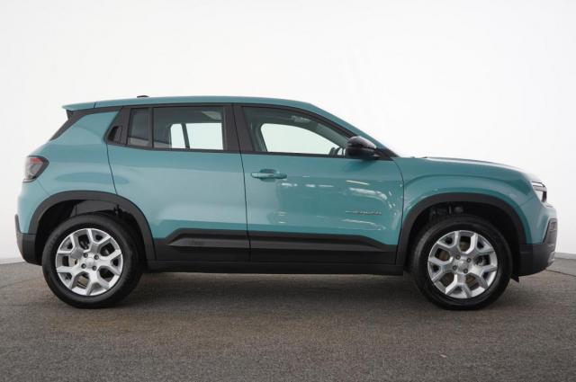Jeep Avenger image 9