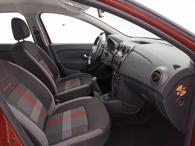 Dacia Sandero image 2