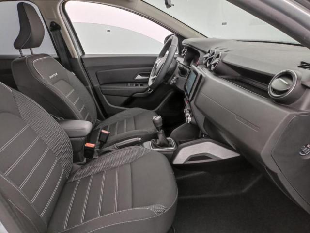 Dacia Duster image 1