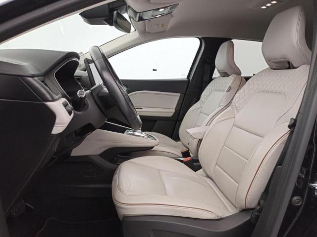 Renault Captur image 8