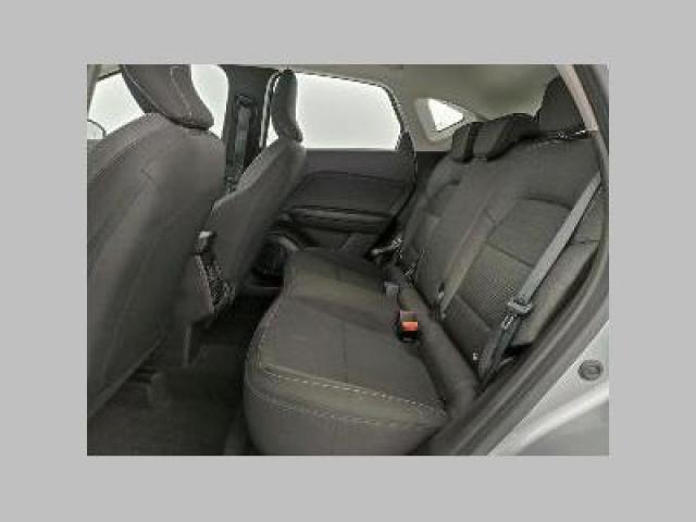 Renault Captur image 1