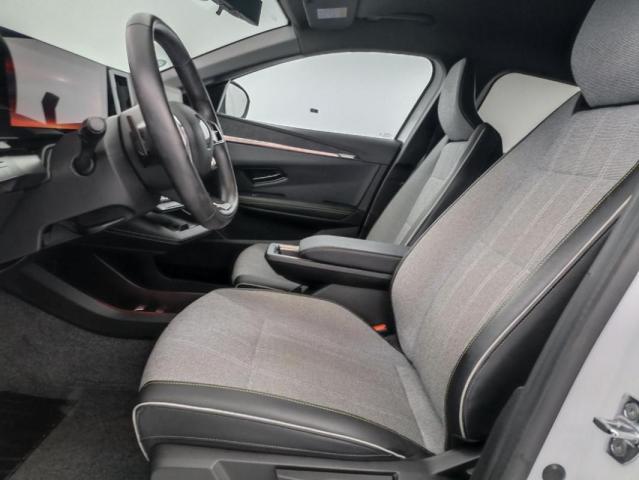 Renault Mégane E-Tech image 9