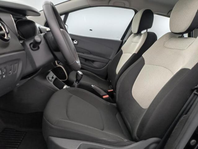 Renault Captur image 9