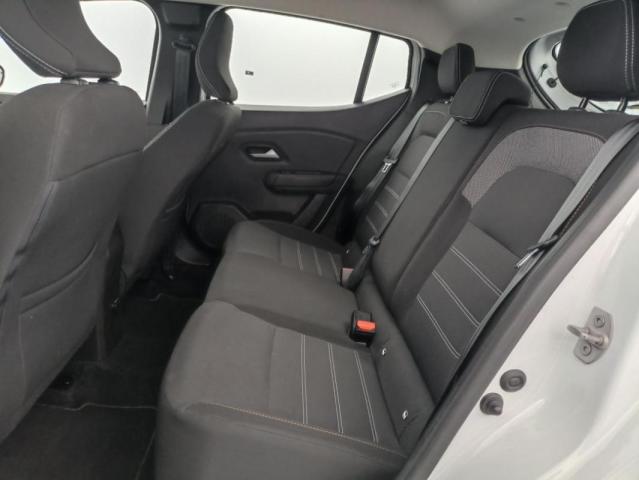 Dacia Sandero image 2