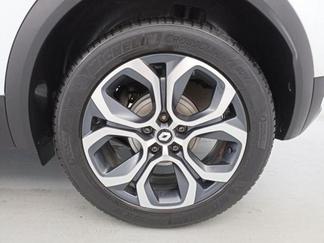 Renault Captur image 1