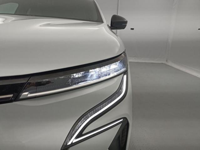 Renault Mégane E-Tech image 8