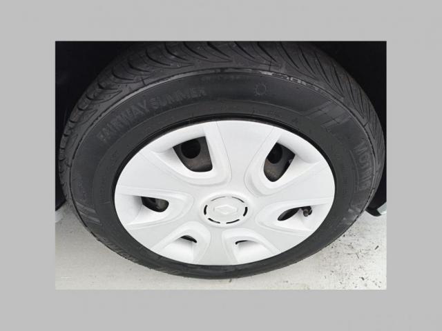 Renault Clio image 9